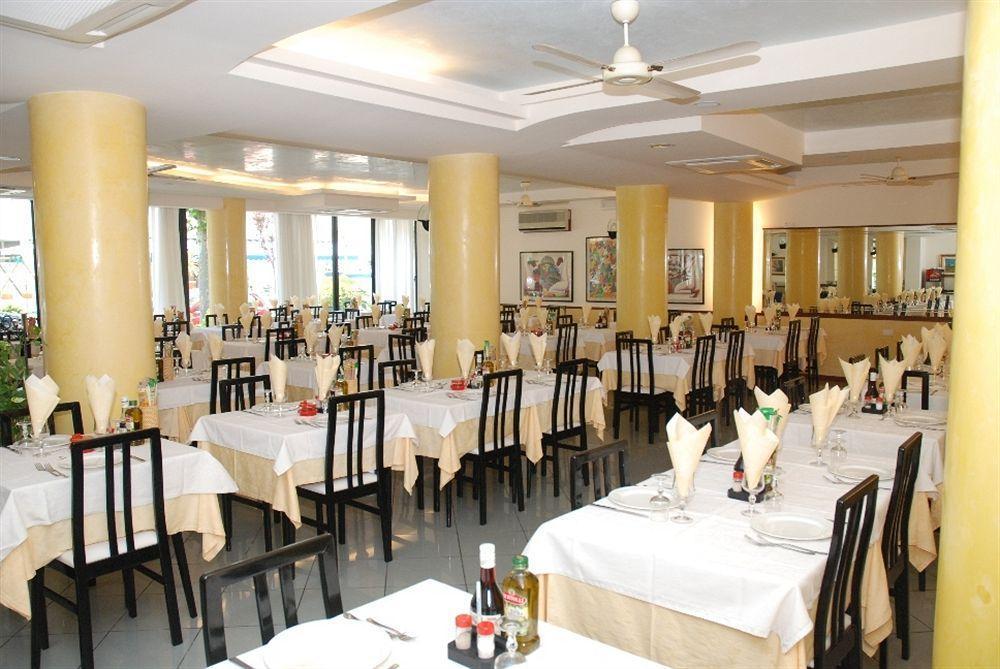 Hotel Ambra Cesenatico